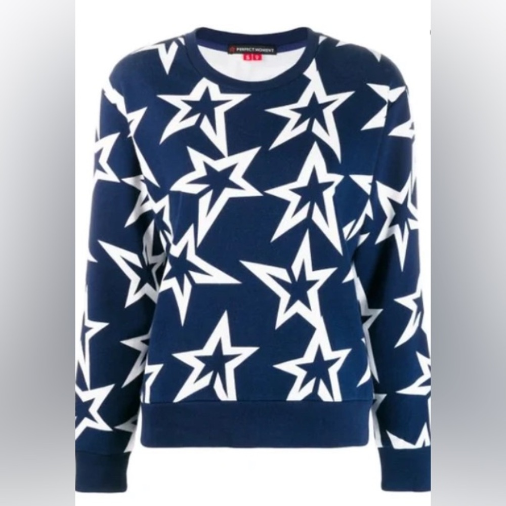 PERFECT MOMENT Sweater